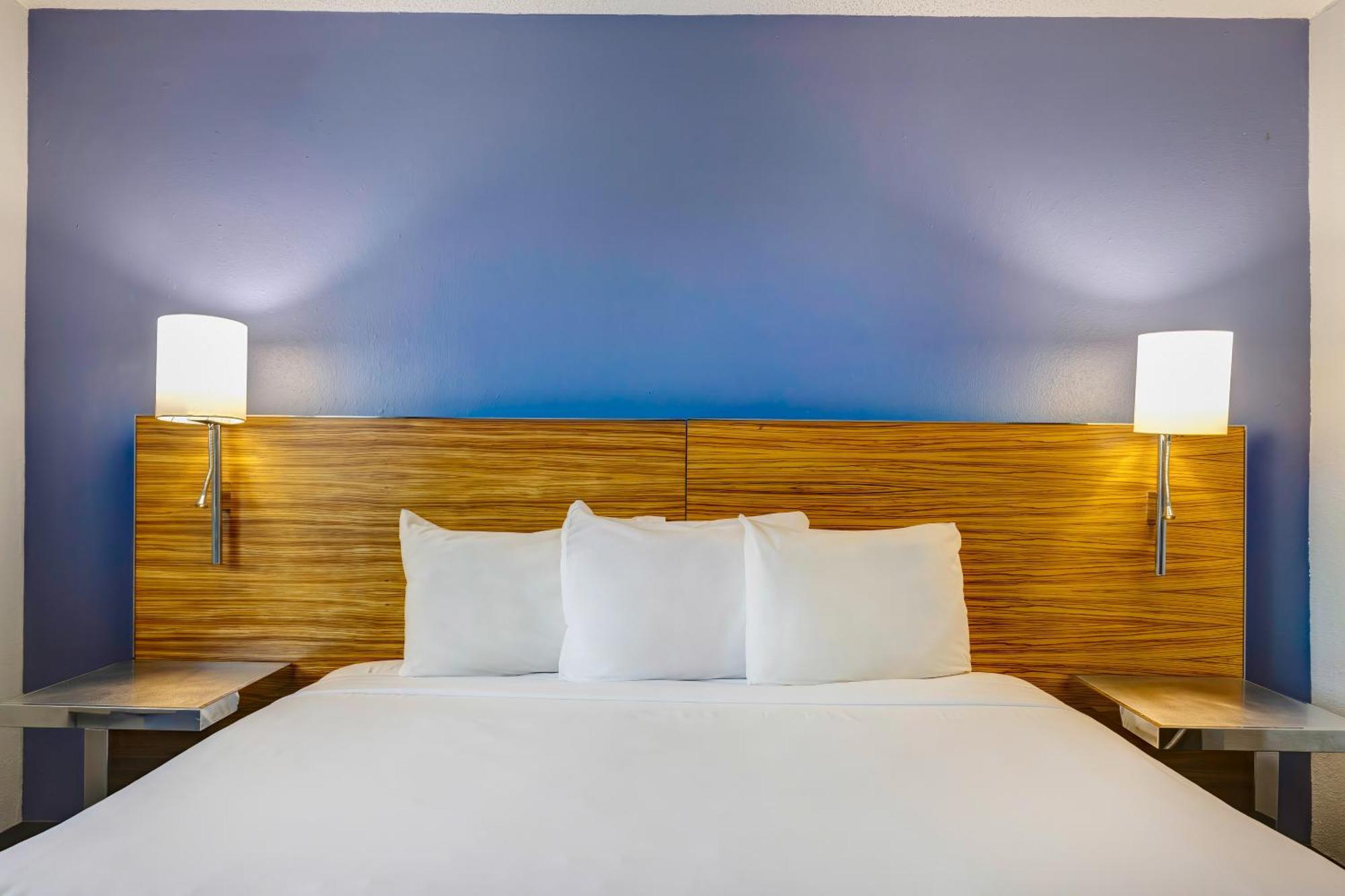 Motel 6 Arlington Tx Entertainment District Екстер'єр фото