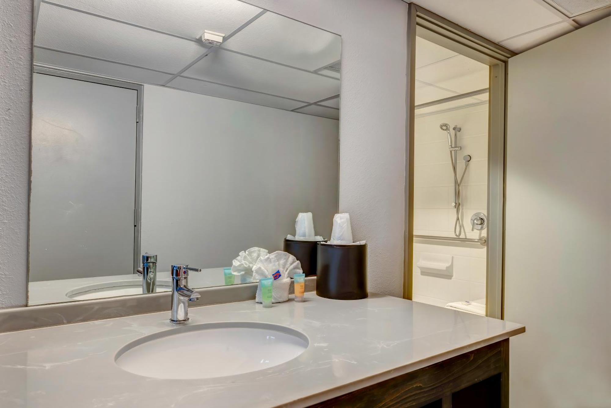 Motel 6 Arlington Tx Entertainment District Екстер'єр фото