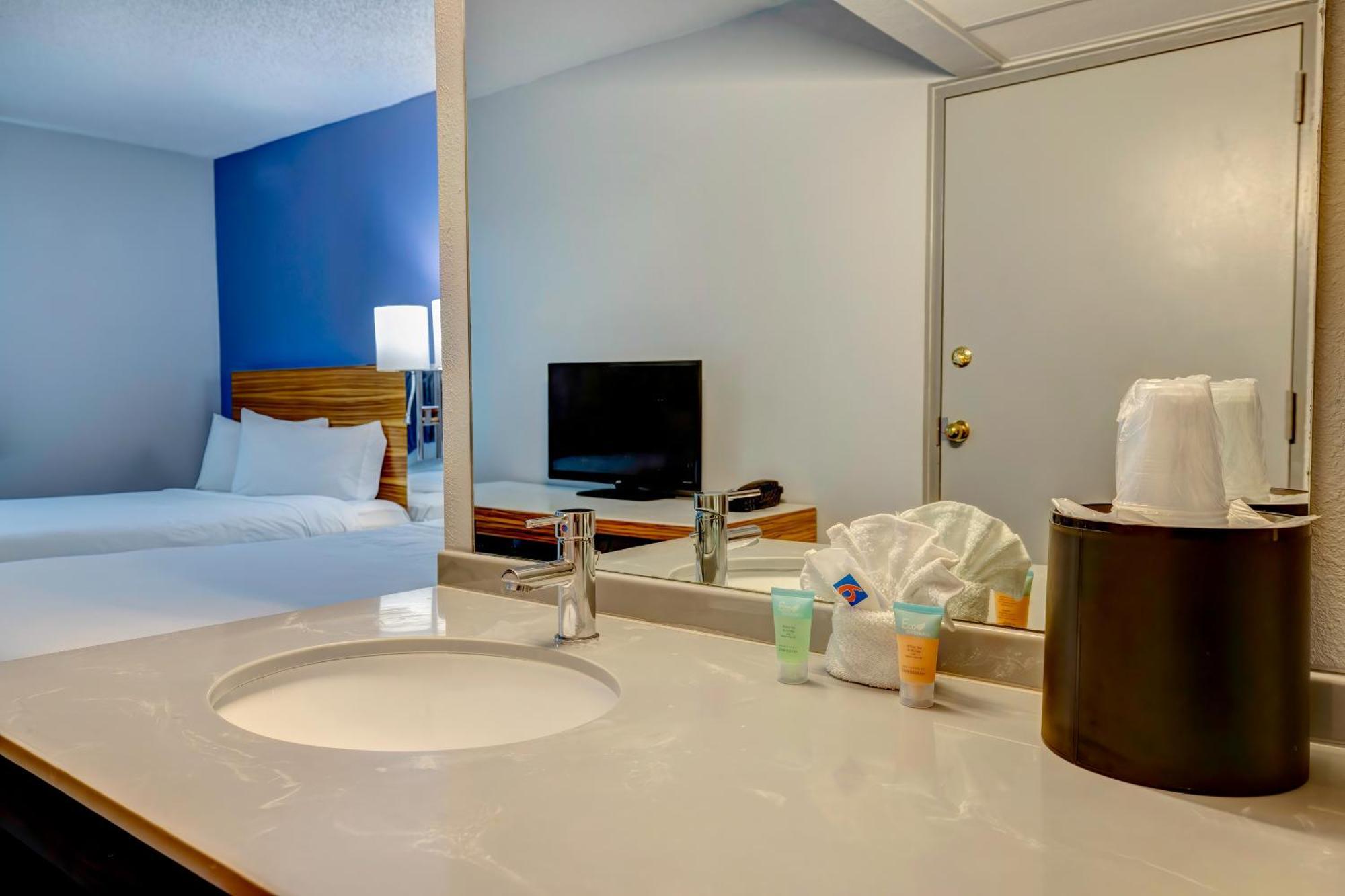 Motel 6 Arlington Tx Entertainment District Екстер'єр фото